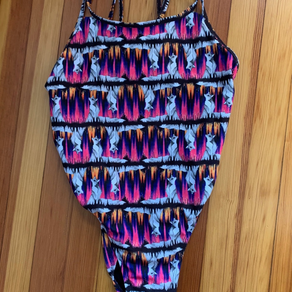 jolyn fixed back onesie "ash II"